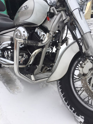 Захисні дуги з підставками для ніг на мотоцикл Yamaha Drag Star XVS 400, 650A Classic